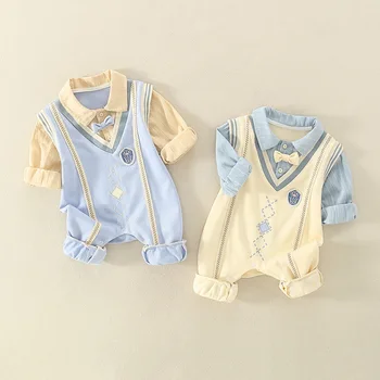 Весенне-осенняя одежда для новорожденных мальчиков, боди с галстуком-бабочкой, модный красивый хлопковый детский поддельный комплект из двух предметов, одежда для младенцев