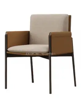 Новый итальянский стиль, легкое роскошное минималистичное кожаное обеденное кресло, домашняя минималистичная современная модель, высококачественная нержавеющая сталь