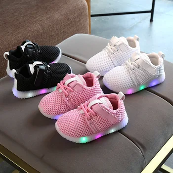 Новая спортивная обувь, детская люминесцентная сетчатая обувь, светодиодная люминесцентная обувь, обувь для прогулок, повседневная обувь для мальчиков и девочек, прямая доставка